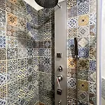 Stylish Orange Flat Center Metro Appartement