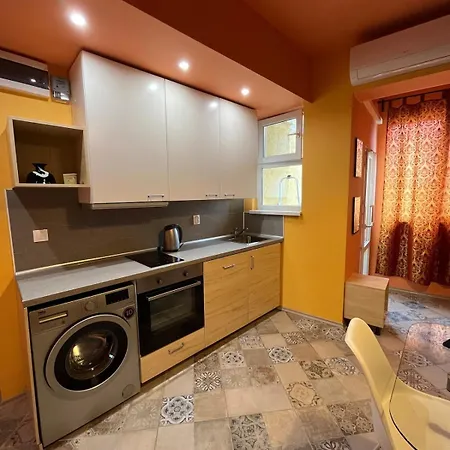 Stylish Orange Flat Center Metro *