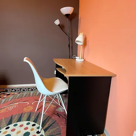 Stylish Orange In Center * Sofya