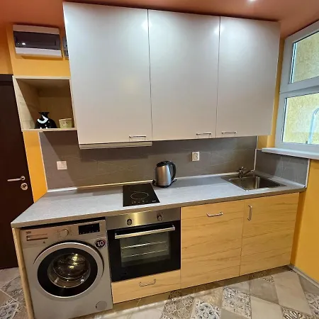 Stylish Orange In Center * Sofya